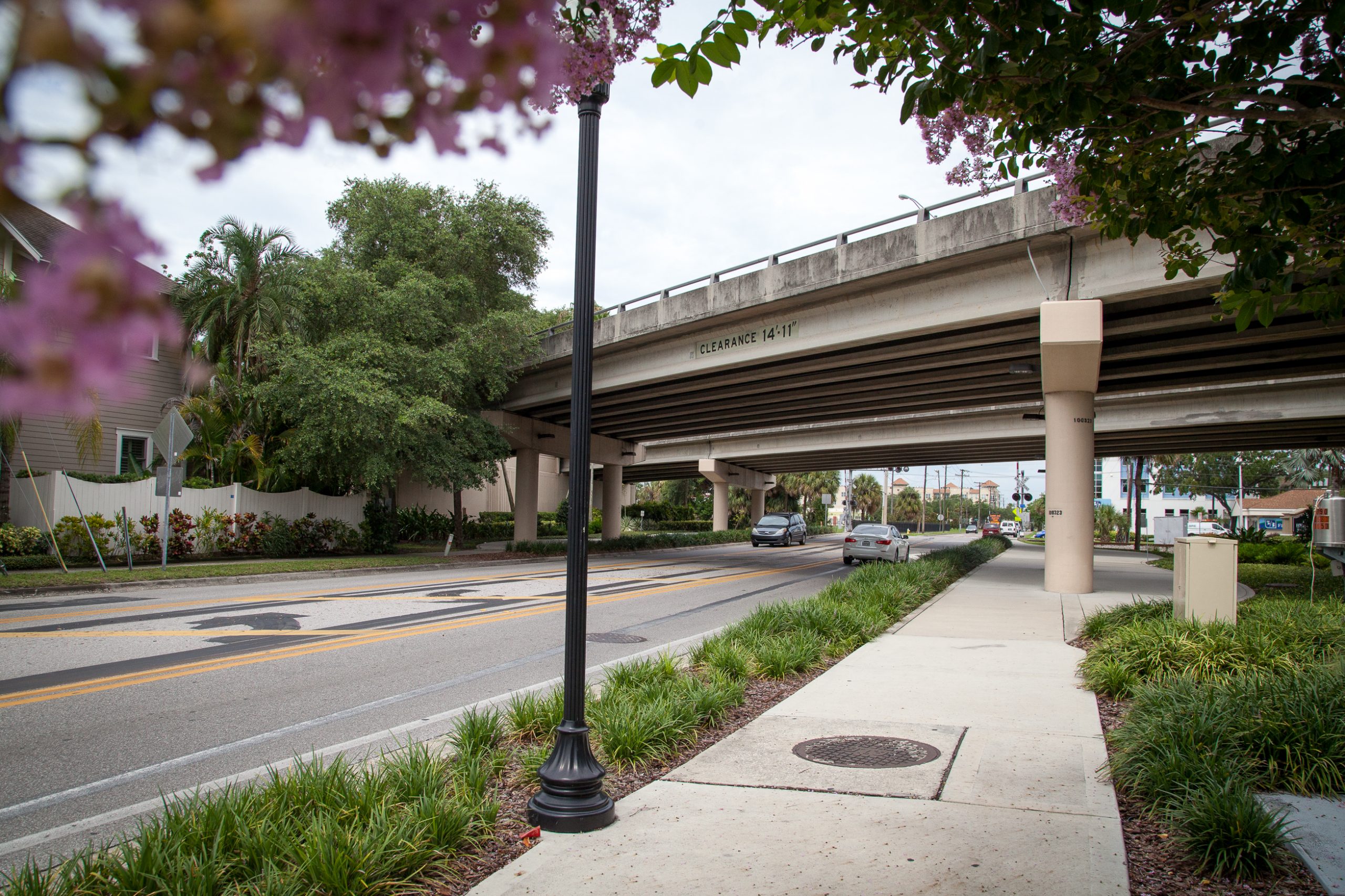 THEA Landscapes: Swann Underpass - Tampa Hillsborough Expressway Authority